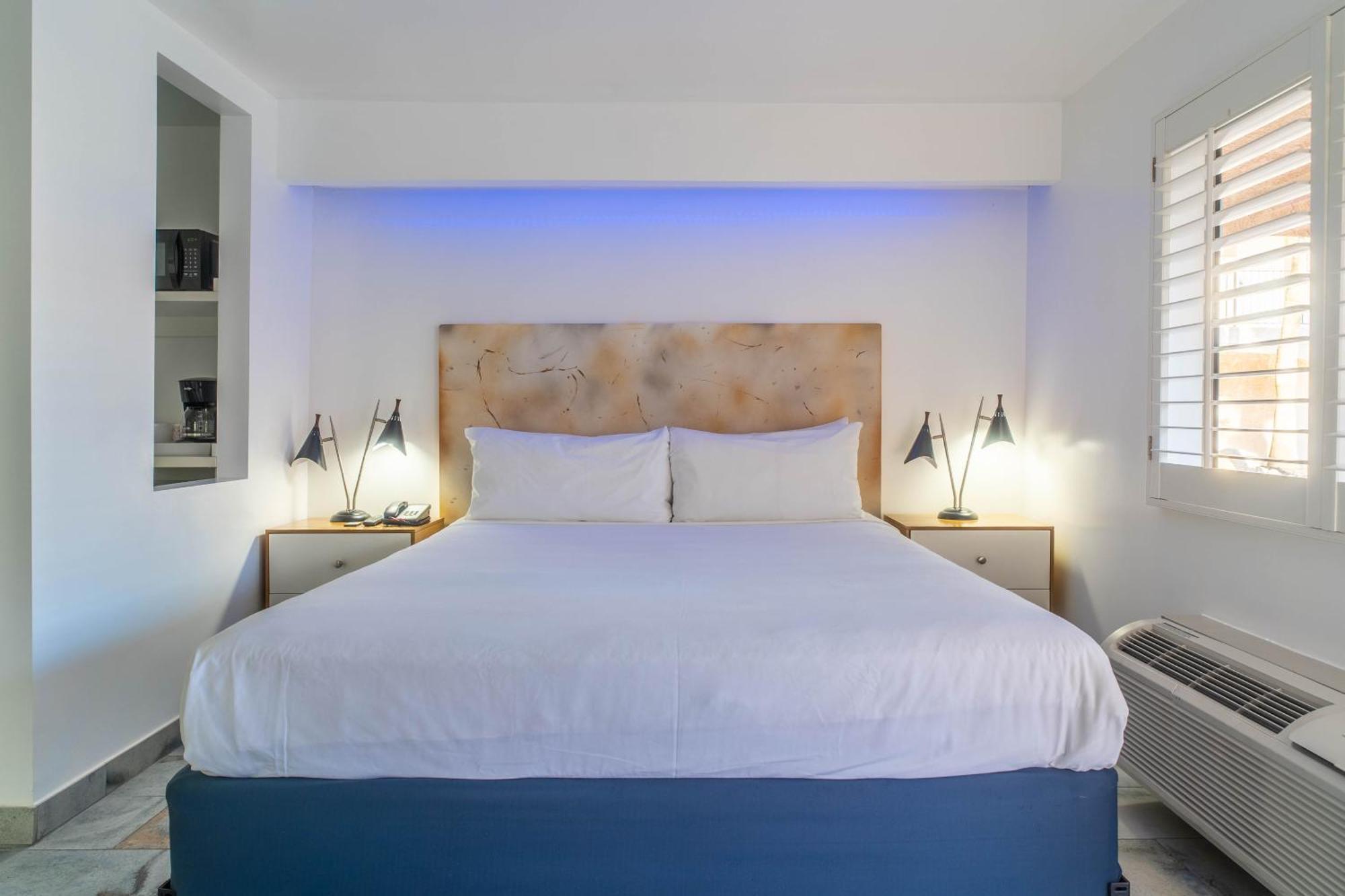 Aqua Soleil Hotel And Mineral Water Spa Дезерт-Хот-Спрингс Экстерьер фото